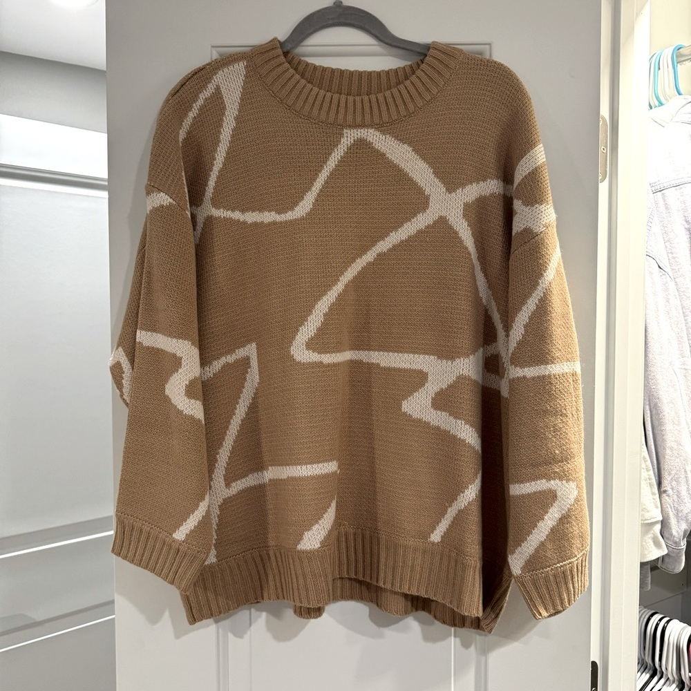Le Lis Cream Sweater
